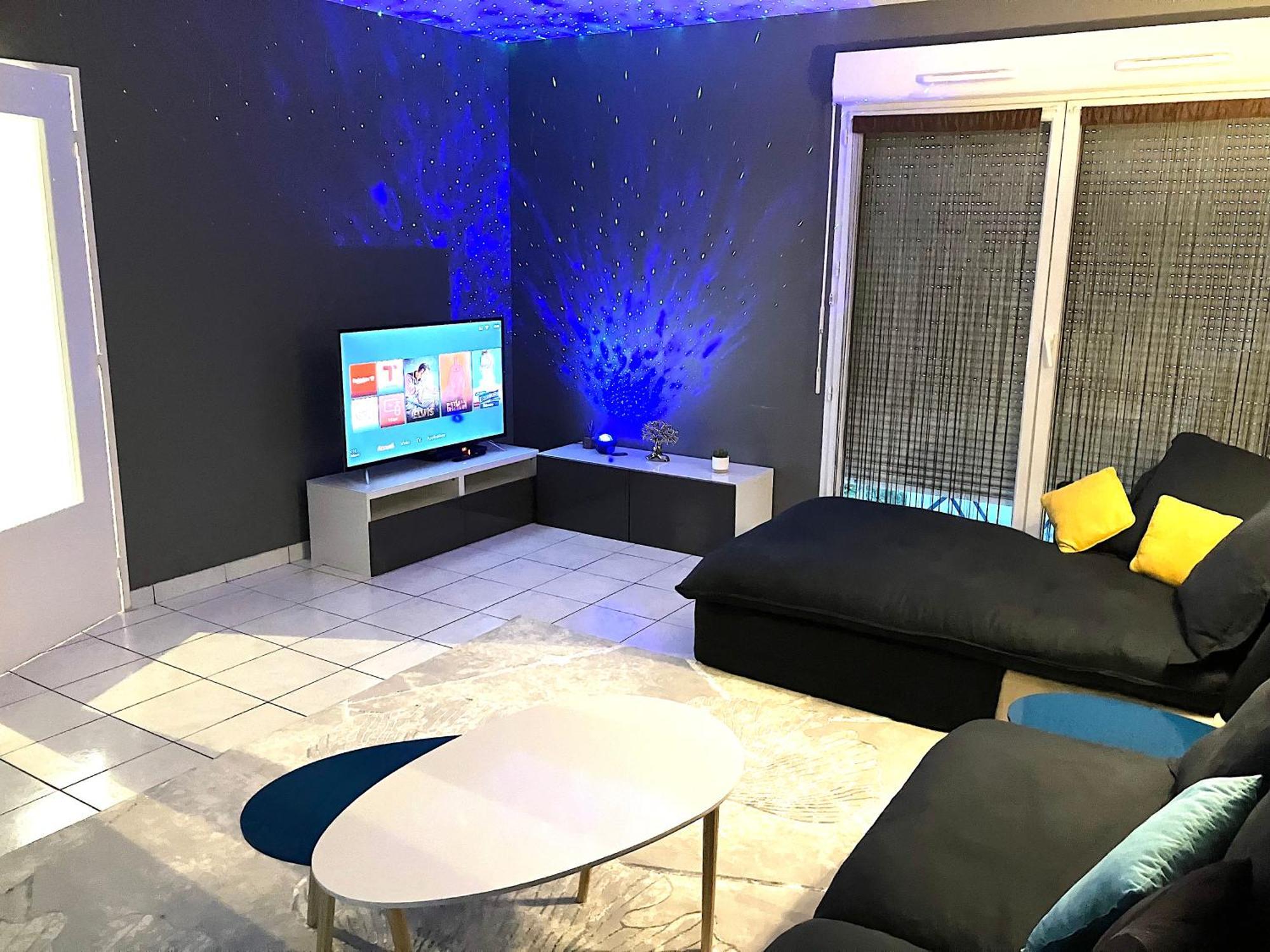 Snowqueen Hotel Apartment Paris-Disney Chelles  Εξωτερικό φωτογραφία