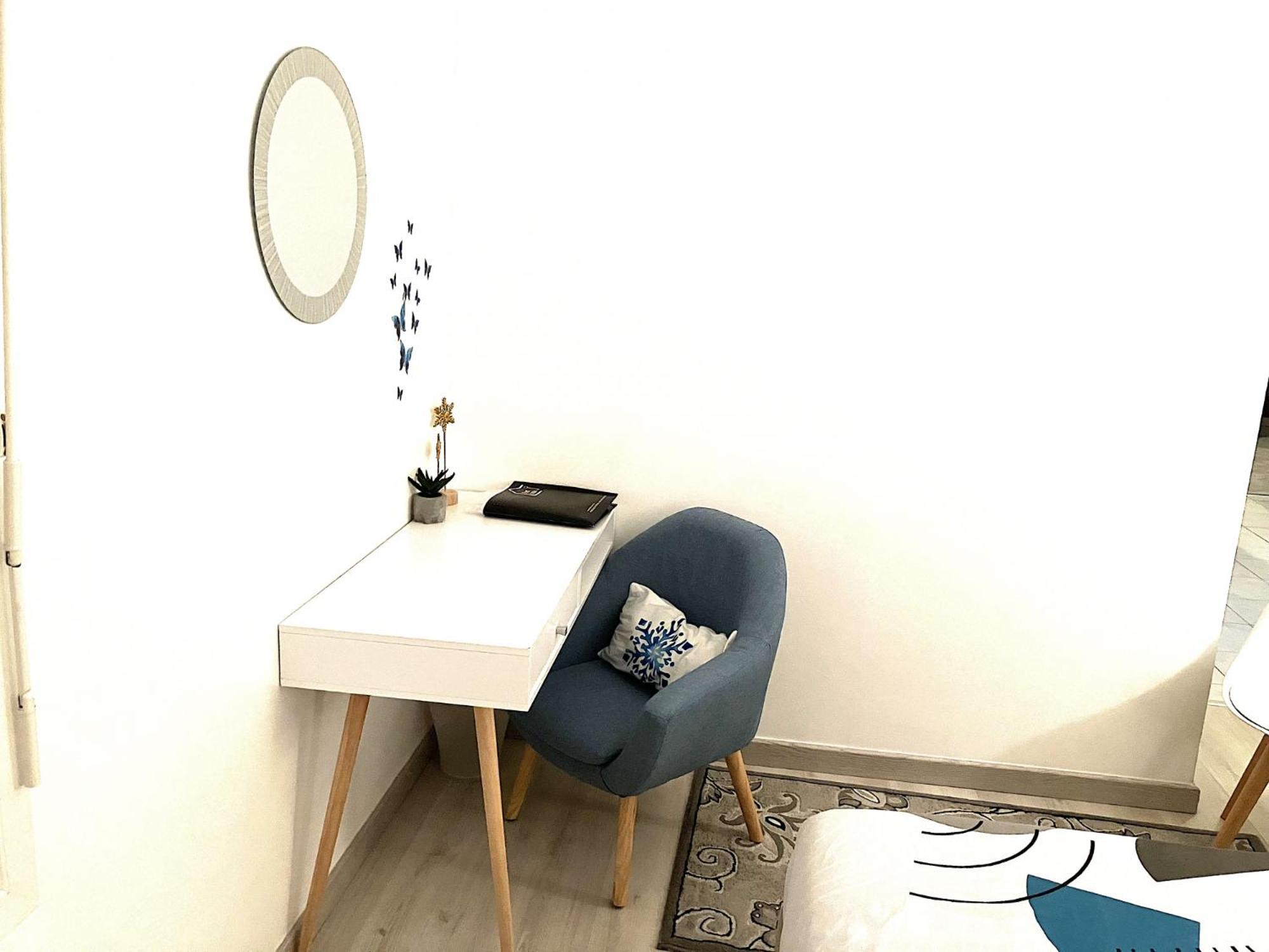 Snowqueen Hotel Apartment Paris-Disney Chelles  Εξωτερικό φωτογραφία