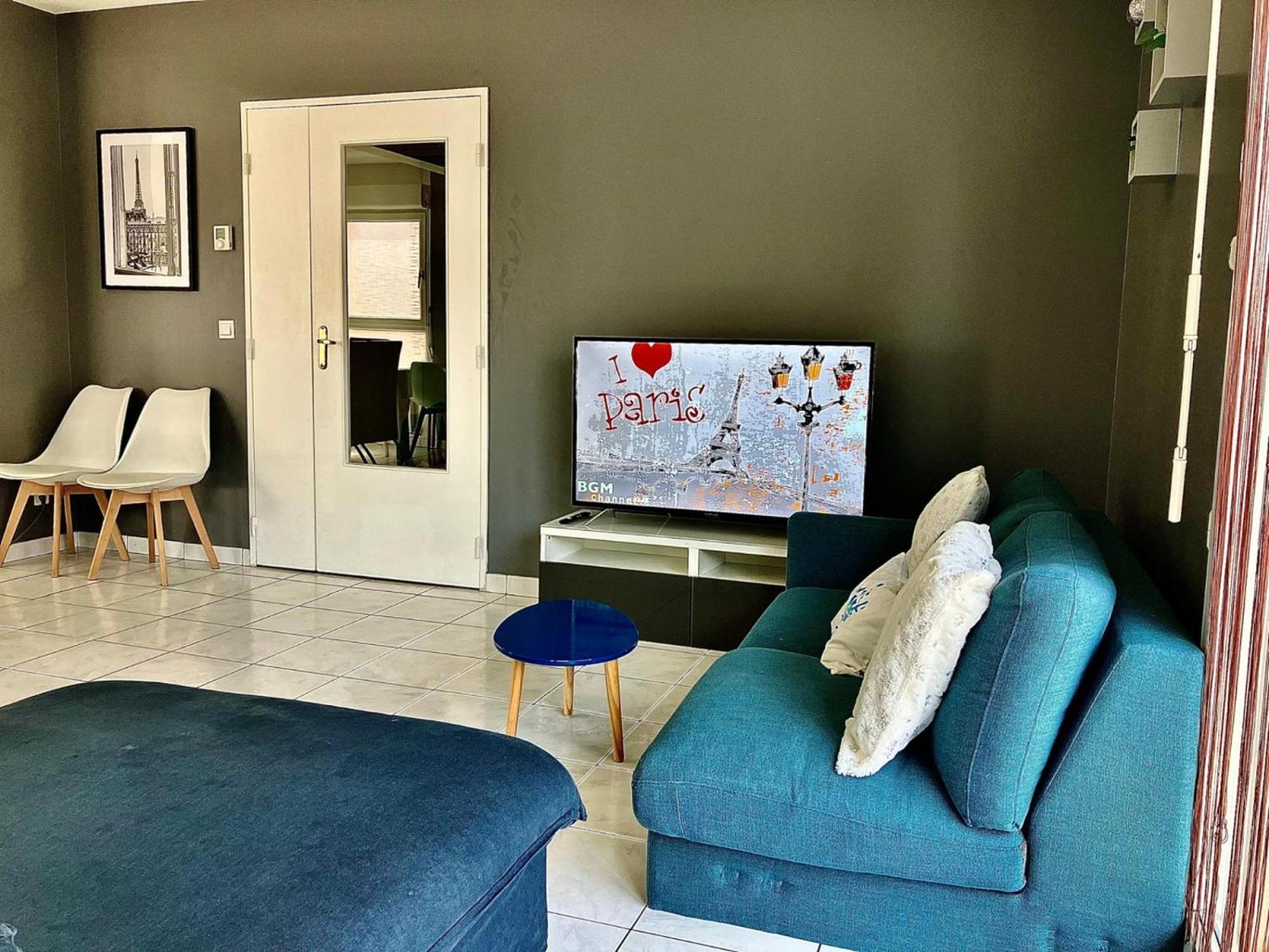 Snowqueen Hotel Apartment Paris-Disney Chelles  Εξωτερικό φωτογραφία