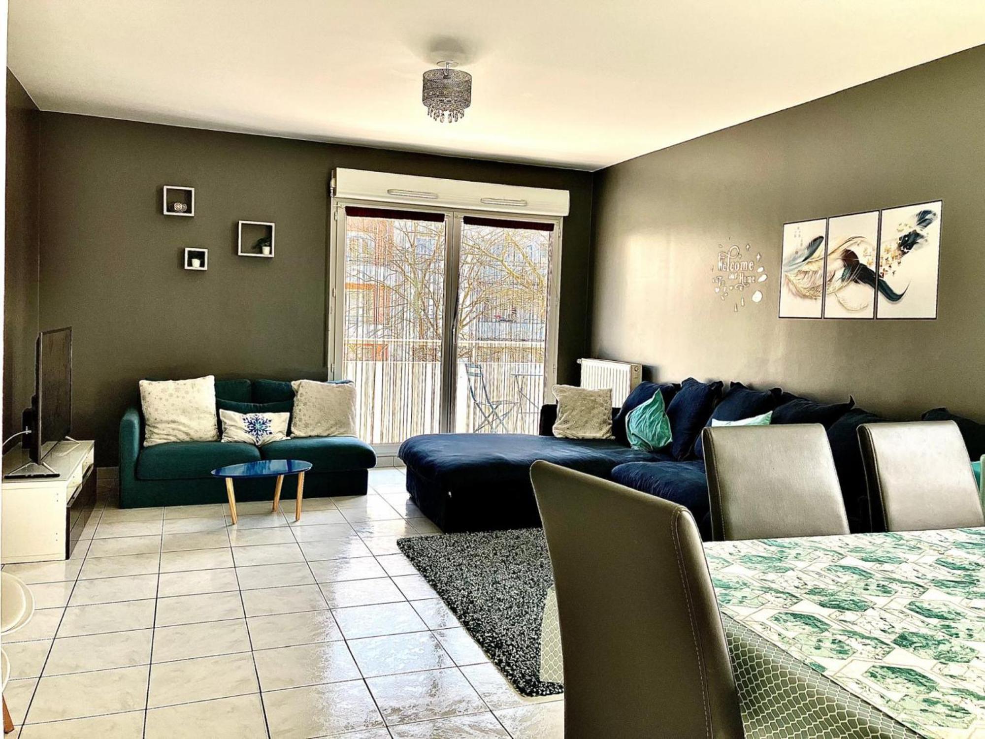 Snowqueen Hotel Apartment Paris-Disney Chelles  Εξωτερικό φωτογραφία