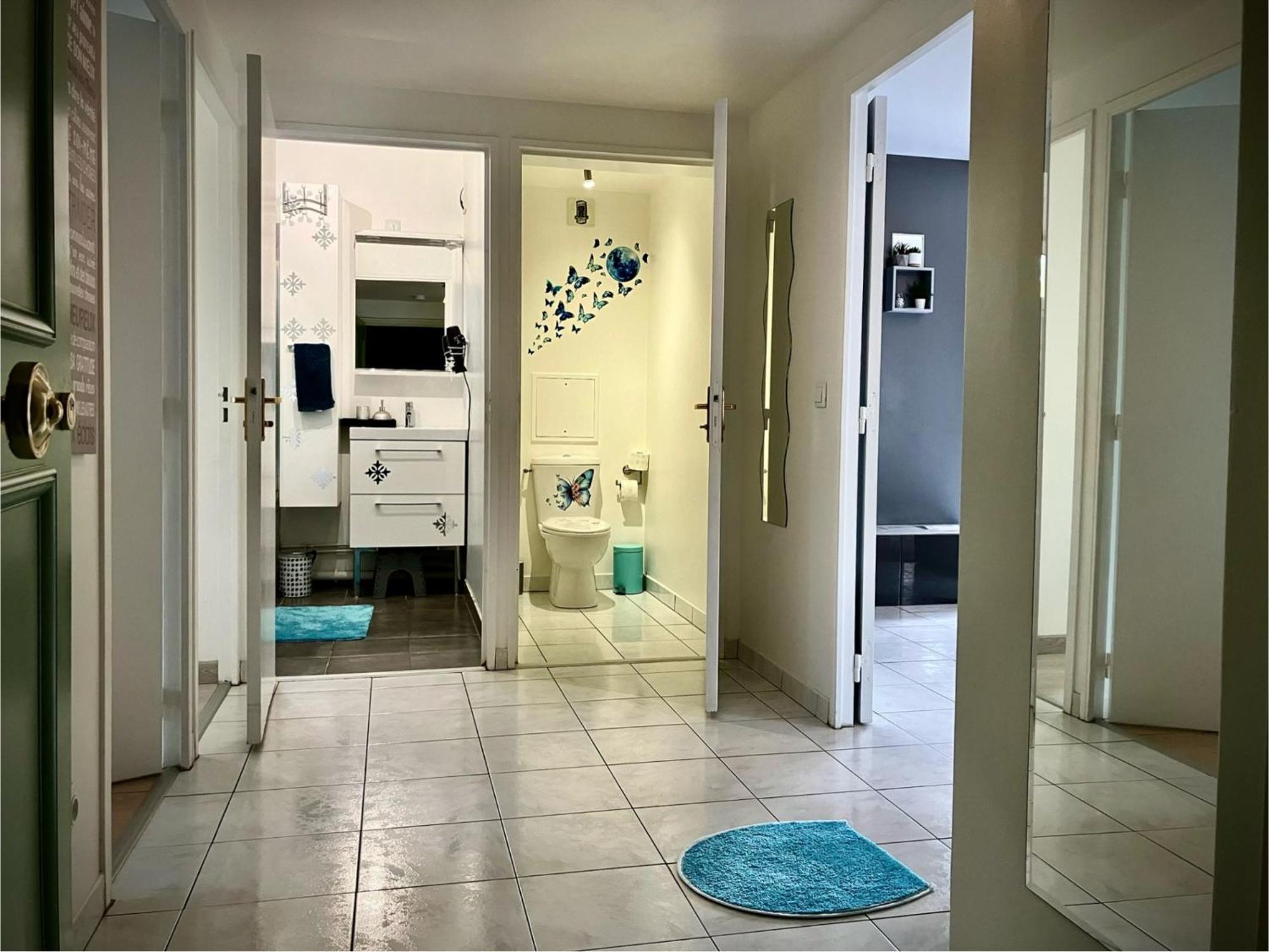 Snowqueen Hotel Apartment Paris-Disney Chelles  Εξωτερικό φωτογραφία